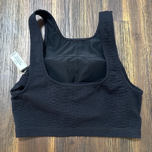 Gigi C Sports Bra Devon Top textured faux snake size XS - Picture 4 of 8